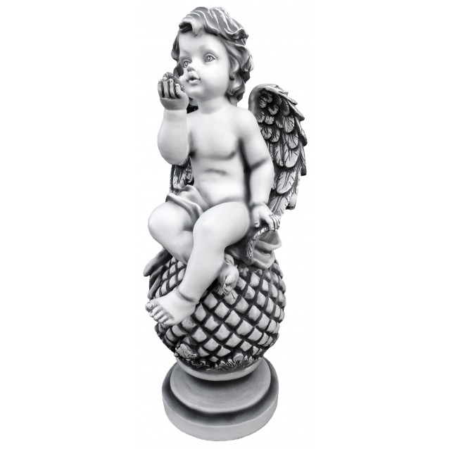 Скульптура «Ангел на рифлёном шаре»